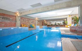 Sovereign Park Motor Inn